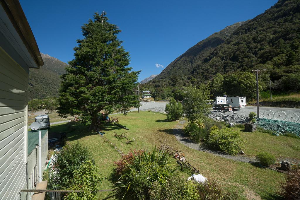 Otira Stagecoach Hotel Exteriér fotografie